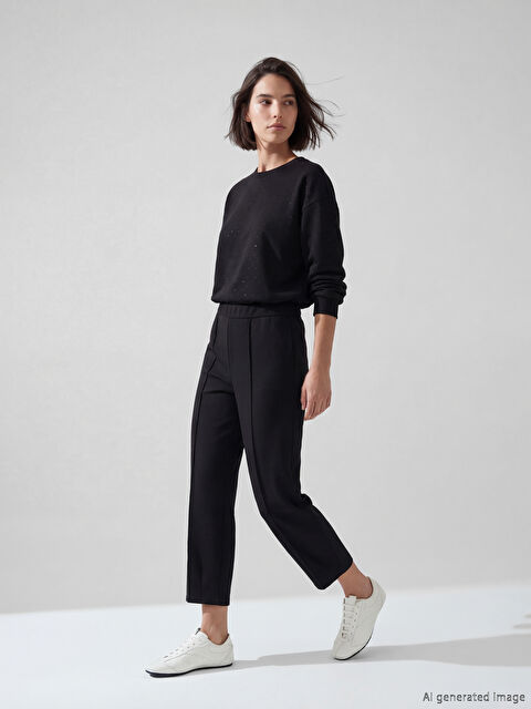 LCWAIKIKI Classic Beli Lastikli Soft Touch Kadın Eşofman Altı - S6NY45Z8-CVL