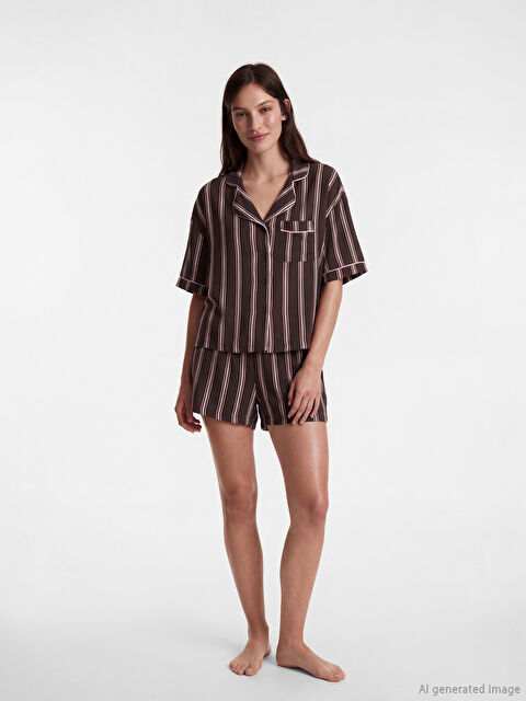 LCW DREAM Gömlek Yaka Çizgili Kadın Şortlu Pijama Takımı