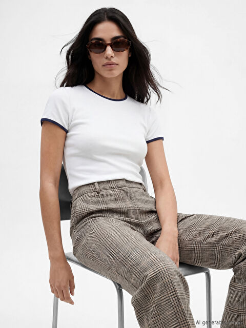 LCW Vision Bisiklet Yaka Kadın Tişört - S6O201Z8-R9J