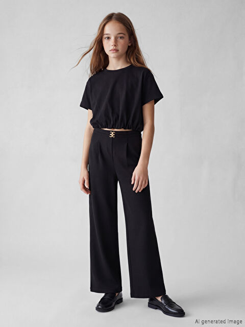 LCW Kids Toka Detaylı Geniş Paça Kız Çocuk Pantolon