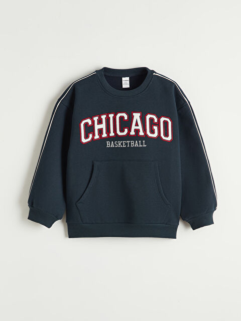 LCW Kids Chicago Nakışlı Erkek Çocuk Kalın Sweatshirt - S6O588Z1-HSD