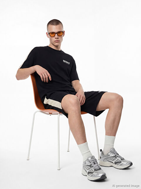 XSIDE Standart Kalıp Baskılı Erkek Şort