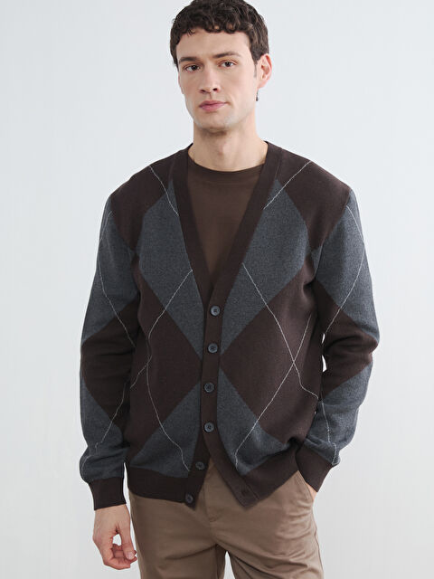 LCW Vision Standart Kalıp Baklava Desenli Erkek Triko Hırka - S6O751Z8-L8N