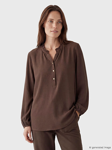 LCW Grace Fırfırlı Kaçık Yaka Bluz