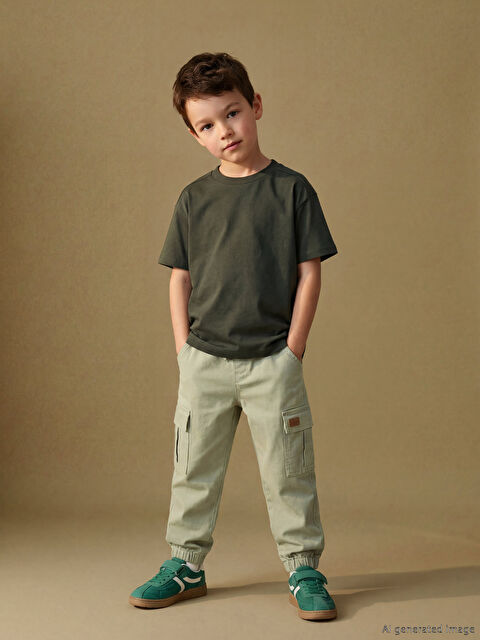 LCW Kids Loose Fit Erkek Çocuk Gabardin Kargo Pantolon