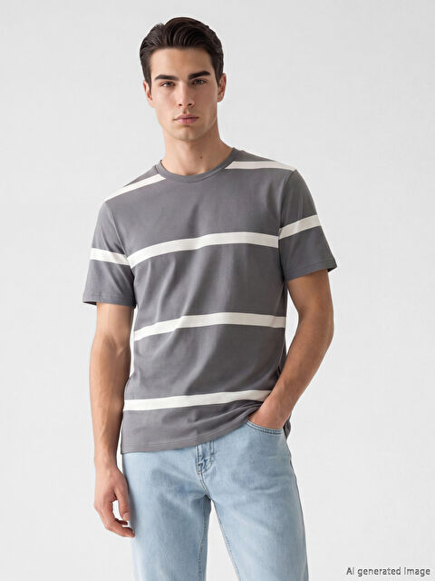 XSIDE Bisiklet Yaka Çizgili Erkek Tişört