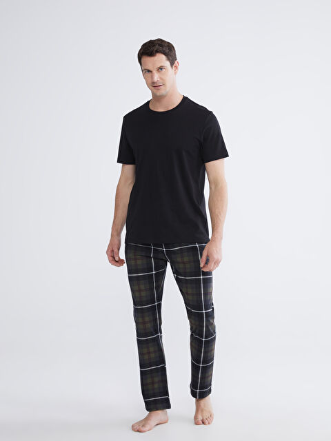 LC WAIKIKI Standart Kalıp Ekose Erkek Pijama Altı 2'li - S6OC95Z8-LSJ