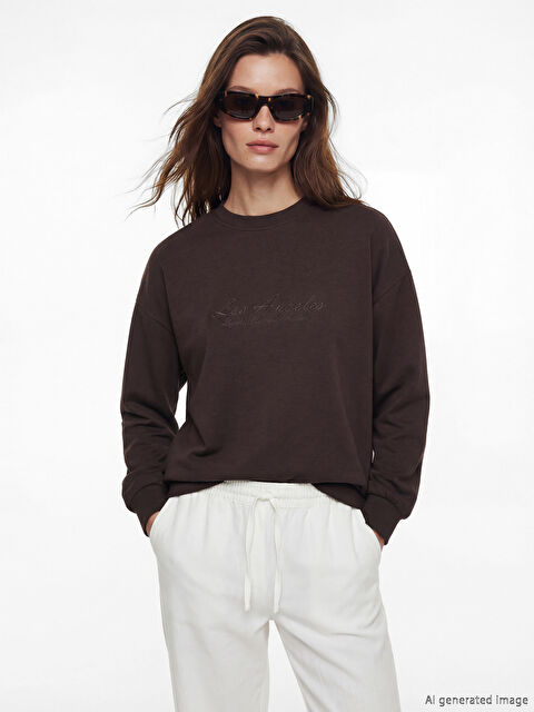 LCW Modest Los Angeles Nakışlı Soft Touch Kadın Sweatshirt Tunik - S6OG43Z8-HMK