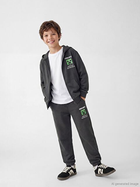 LCW Kids Minecraft Lisanslı Erkek Çocuk Jogger Eşofman Altı - S6OH47Z4-R4Q