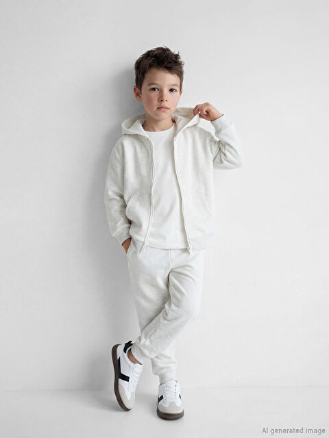 LCW Kids Erkek Çocuk Tişört Pantolon ve Hırka Takımı - S6OK46Z1-847