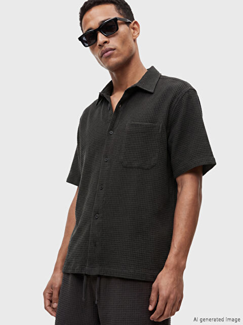 LCW Vision Regular Fit Erkek Dokulu Gömlek