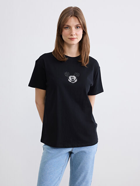 LCW Comfort Bisiklet Yaka Mickey Mouse Baskılı Kadın Tişört - S6E034Z8-CVL