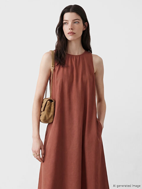 LCW Comfort Bisiklet Yaka Modal Karışımlı Elbise