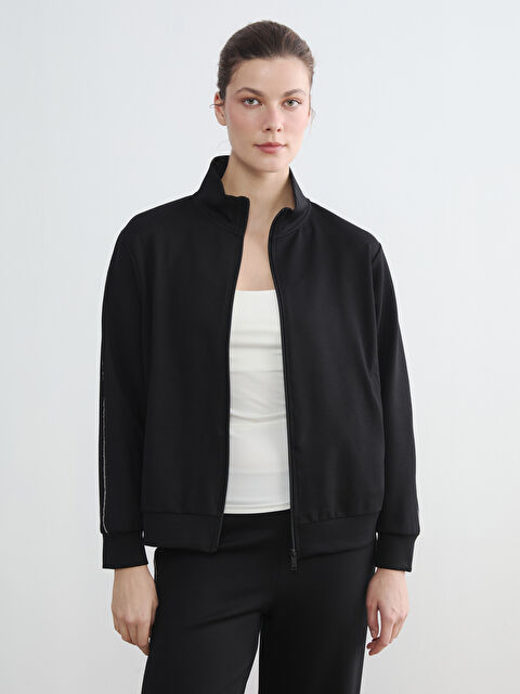 LCWAIKIKI Classic Dik Yaka Şerit Detaylı Kadın Fermuarlı Sweatshirt - S6B100Z8-CVL