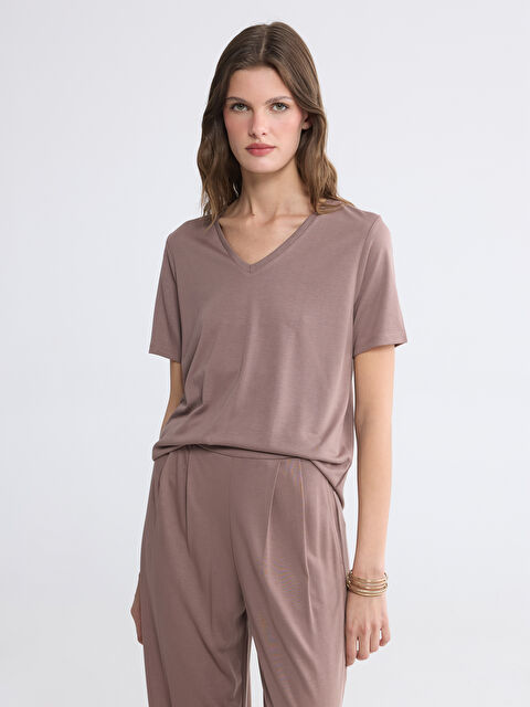 LCW EVERYDAY V Yaka Kadın Tişört	 - S6F121Z8-R1T