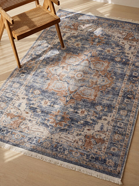 LC WAIKIKI Eskitme Görünümlü Desenli Püsküllü Halı 120x180 cm - S6A140Z8-M0T