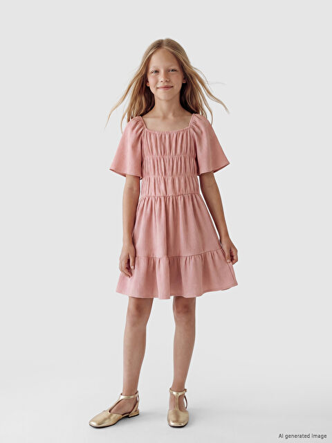 LCW Kids Büzgü Detaylı Katlı Kız Çocuk Elbise