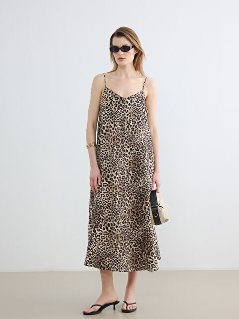 LCWAIKIKI Classic Leopar Desenli İp Askılı  A Kesim Elbise