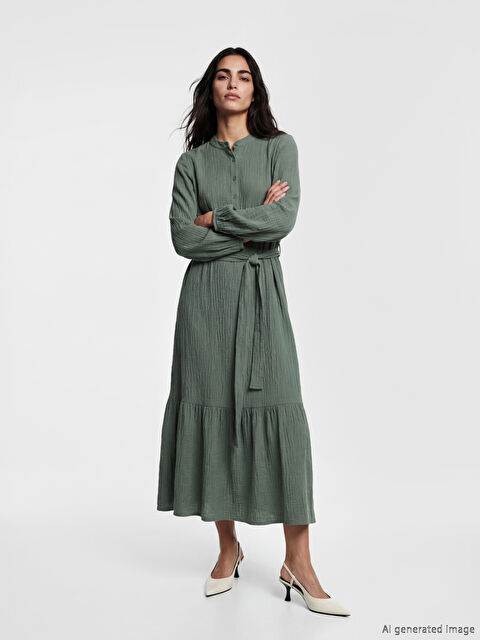 LCWAIKIKI Classic Hakim Yaka Dokulu Elbise