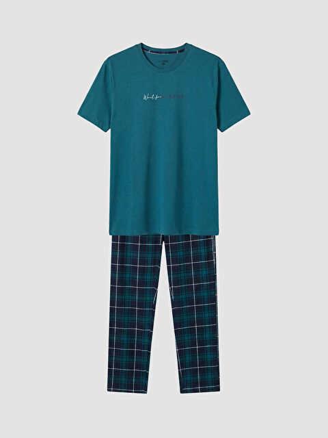 LC WAIKIKI Regular Fit Ekose Erkek Pijama Takımı