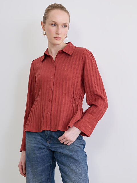 LCWAIKIKI Classic Çizgili Büzgülü Kadın Gömlek - S6A168Z8-H2X