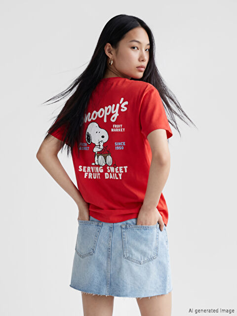 XSIDE Bisiklet Yaka Snoopy Baskılı Kadın Tişört