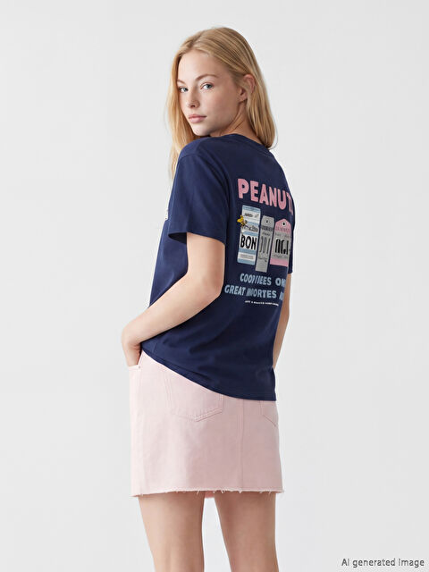 XSIDE Bisiklet Yaka Snoopy Baskılı Kadın Tişört