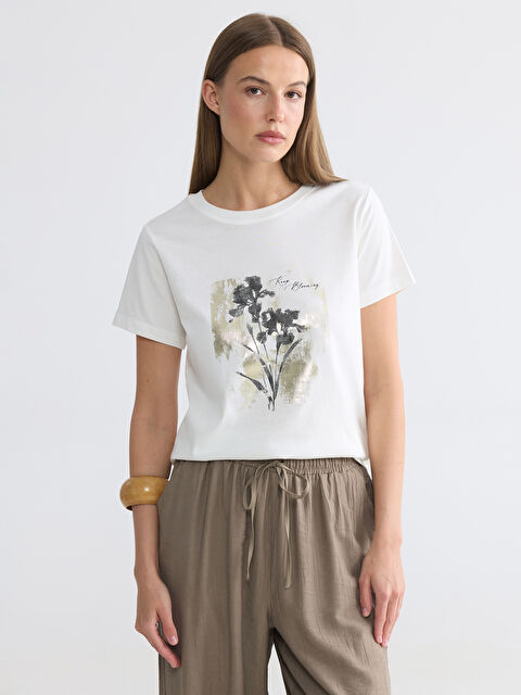 LCW EVERYDAY تي شيرت نسائي مطبوع بياقة دائرية