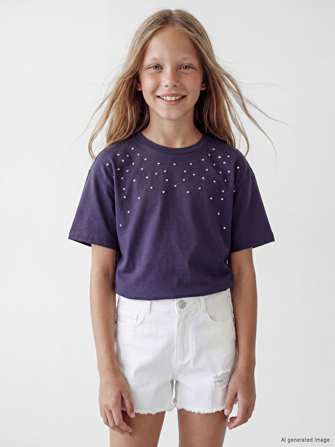 LCW Kids Bisiklet Yaka Taş İşlemeli Kız Çocuk Tişört