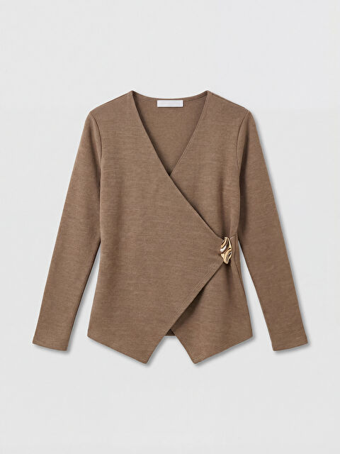 LCWAIKIKI Classic Kruvaze Yaka Metal Aplikeli Bluz - S6E214Z8-4Z0