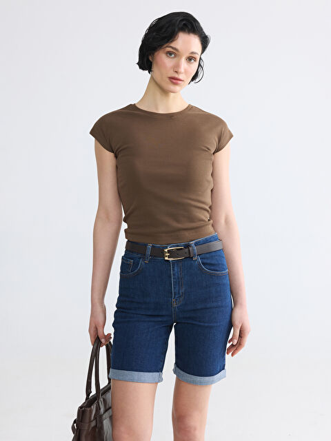 LCW Vision Bisiklet Yaka Kadın Crop