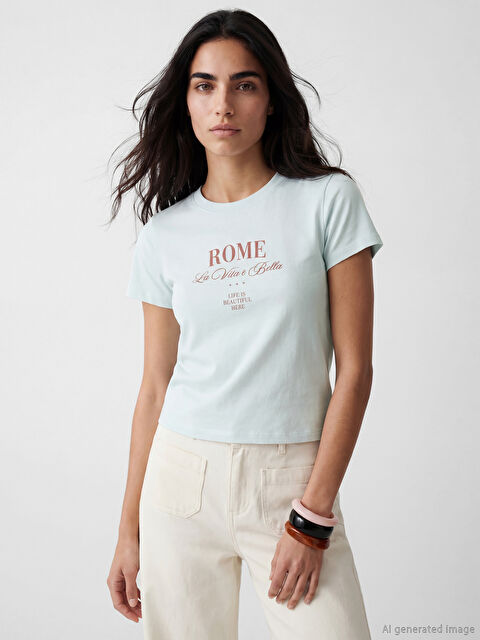 LCW Vision Bisiklet Yaka Roma Baskılı Kadın Tişört