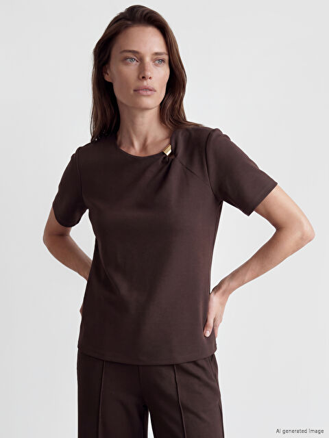 LCW Grace Metal Aplikeli Soft Touch Kadın Tişört