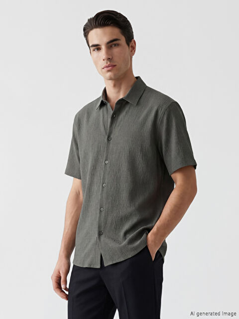 LCW Vision Regular Fit Erkek Dokulu Gömlek