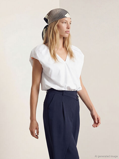 LCW Vision V Yaka Büzgülü Poplin Bluz - S6OM91Z8-Q6K