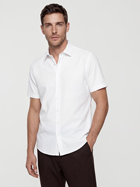 LCWAIKIKI Classic Regular Fit Erkek Dokulu Gömlek - S6A348Z8-Q6K