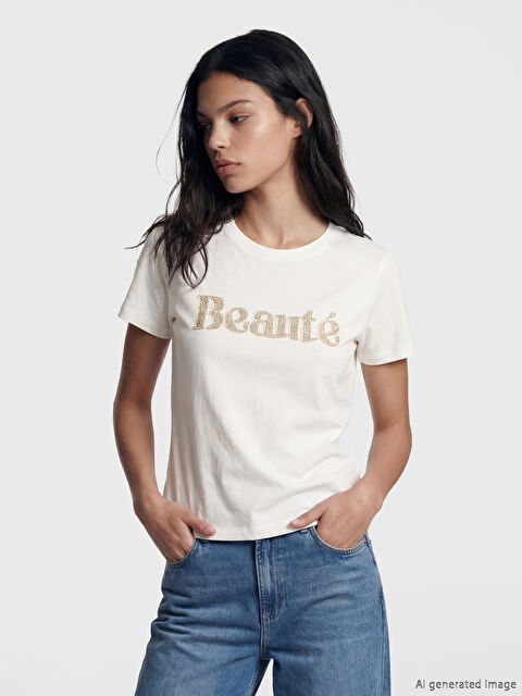 LCW Vision Bisiklet Yaka Nakışlı Kadın Tişört