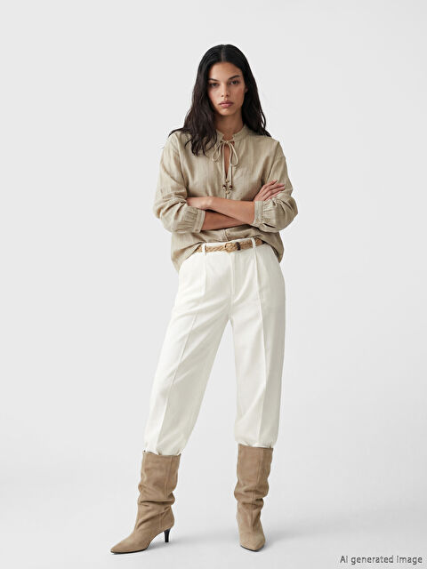 LCW Vision Beli Kemerli Havuç Kesim Pileli Kadın Pantolon