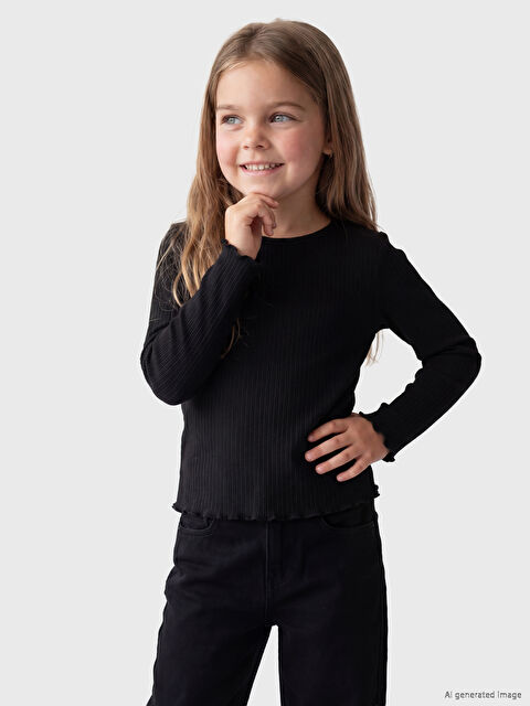 LCW Kids Bisiklet Yaka Fitilli Fırfırlı Kız Çocuk Tişört