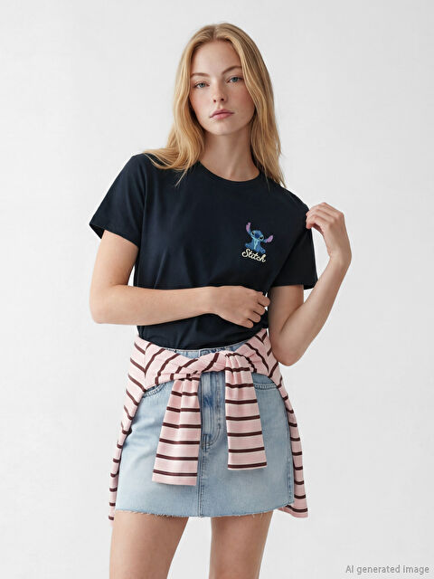 XSIDE Bisiklet Yaka Stitch Baskılı Kadın Tişört