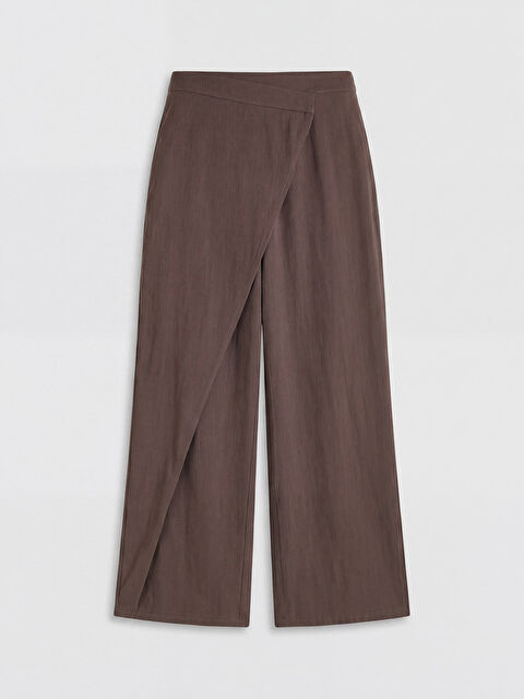 LCW Modest Regular Fit Kruvaze Kapamalı Kadın Pantolon