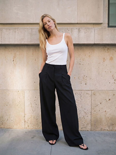 LCW Vision Geniş Paça Pileli Kadın Kumaş Pantolon