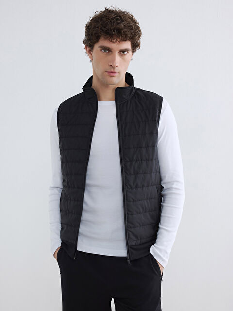 LCWAIKIKI Classic Dik Yaka Erkek Fermuarlı Sweatshirt