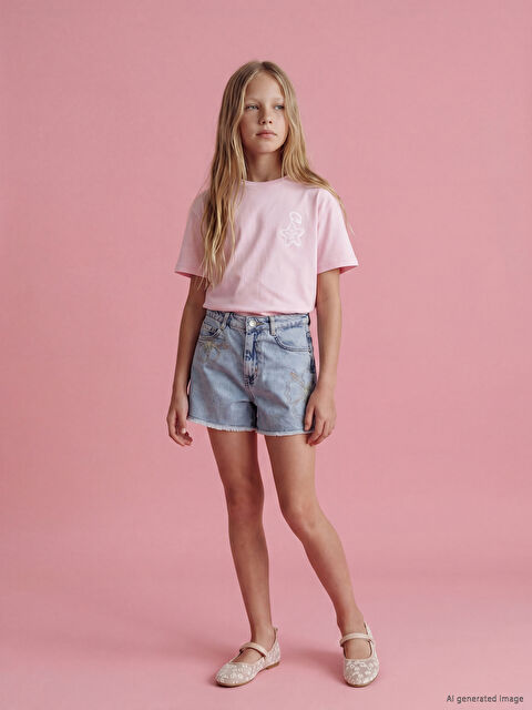 LCW Kids Çiçek Nakışlı Kız Çocuk Jean Şort