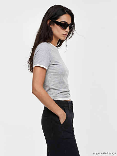 LCW Vision Bisiklet Yaka Kadın Tişört