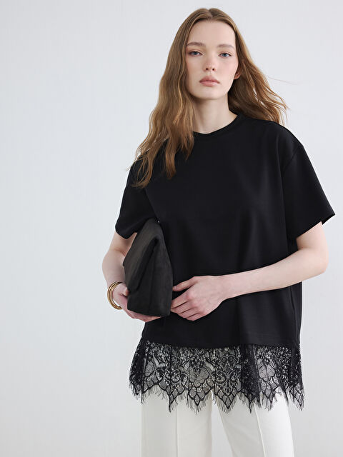 LCW Modest Dantel Detaylı Soft Touch Kadın Tişört