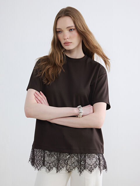 LCW Modest Dantel Detaylı Soft Touch Kadın Tişört