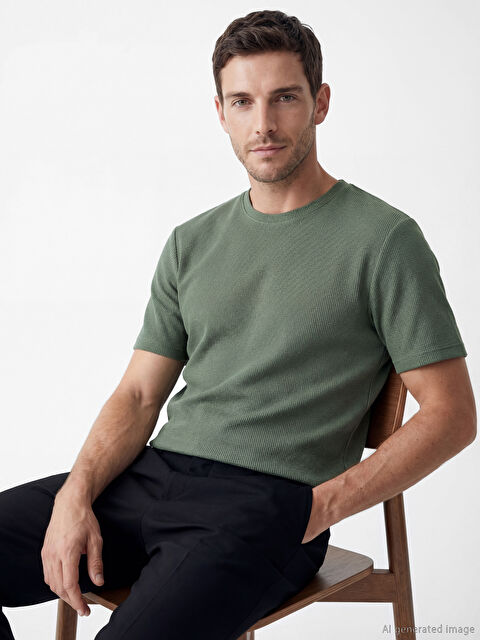 LCWAIKIKI Classic Standart Kalıp Dokulu Bisiklet Yaka Erkek Tişört - S6A744Z8-ZPA