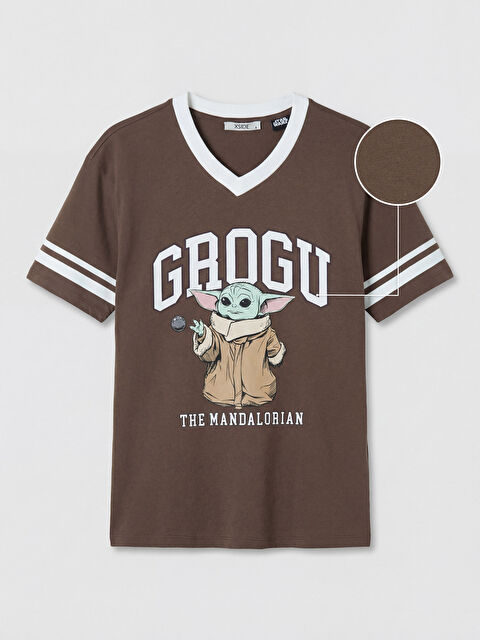 XSIDE V Yaka The Mandalorian Baskılı Kadın Tişört