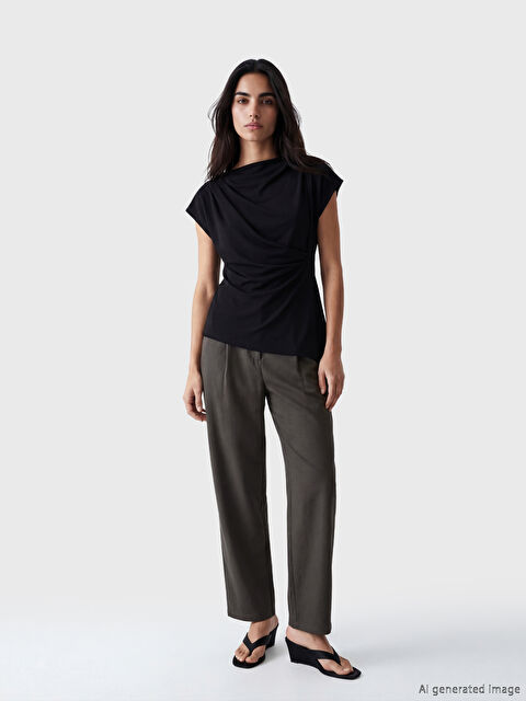 LCW Vision Loose Fit Kadın Pileli Kumaş Pantolon - S6C780Z8-ZUB